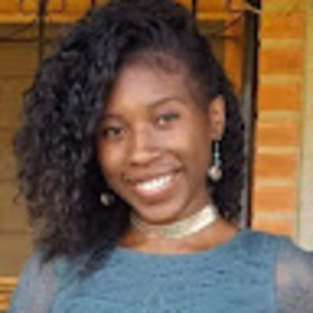 Meet your Posher, Bria